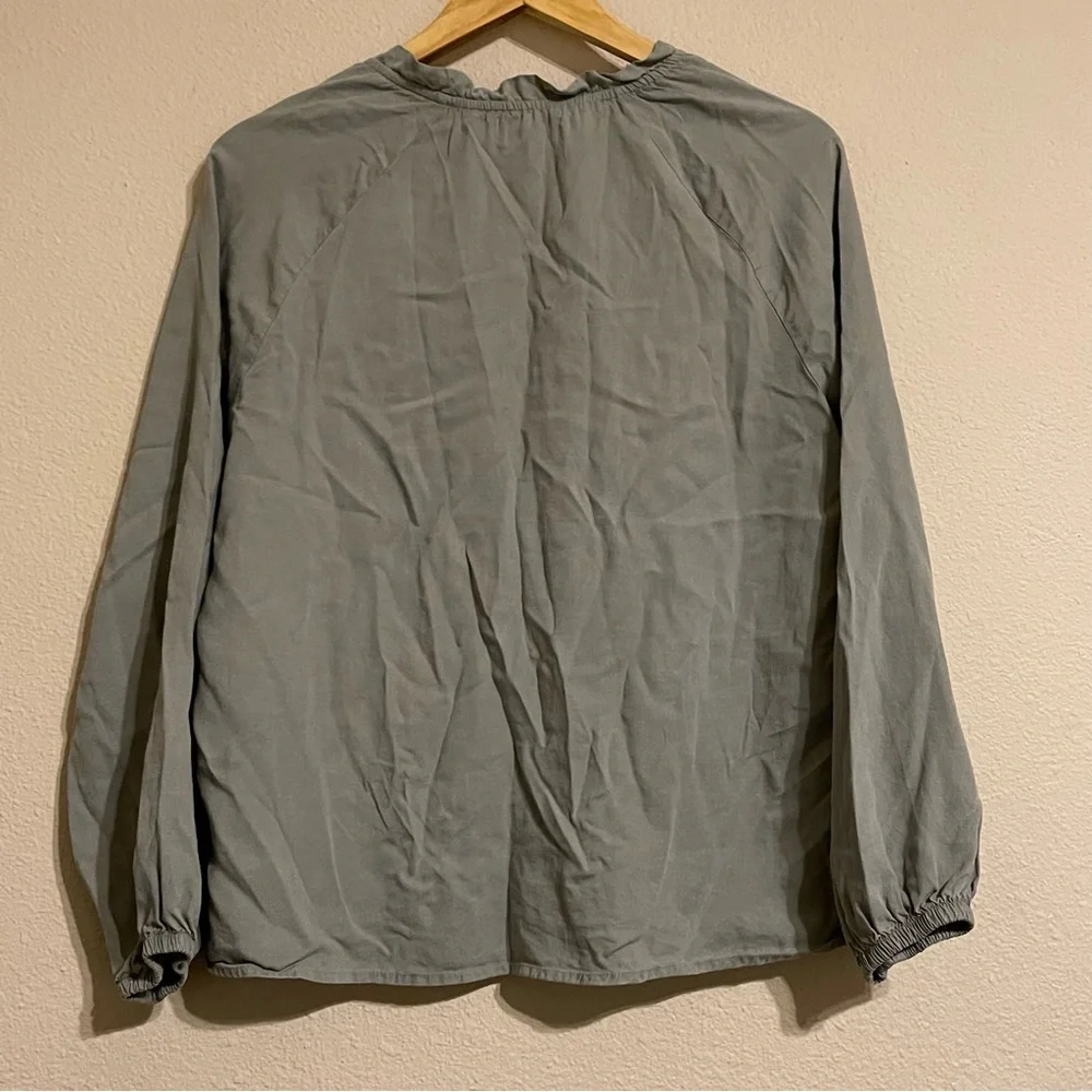 CLOTH AND STONE Green Raglan Ruffle‎ Neck Blouse - Picture 4 of 10